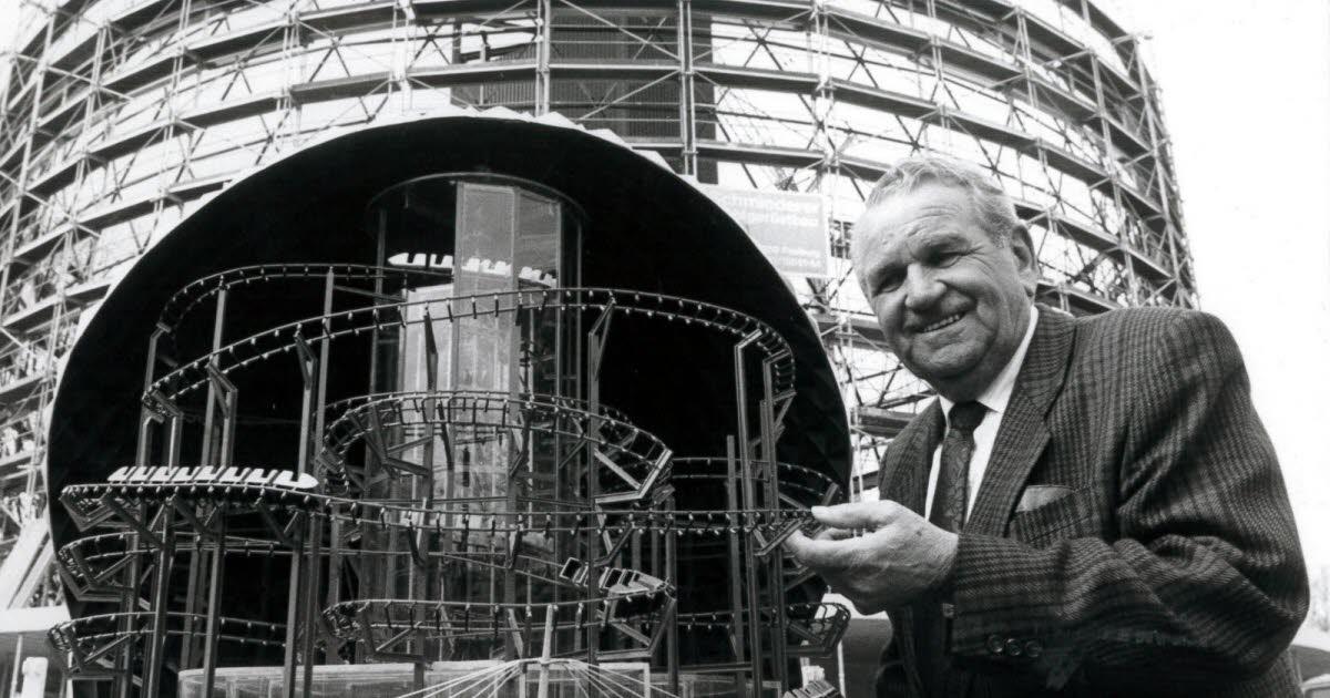 Слайд-шоу. Европа-парк отмечает 50-летие: от открытия в 1975 году до легендарных американских горок — окунитесь в историю парка.
