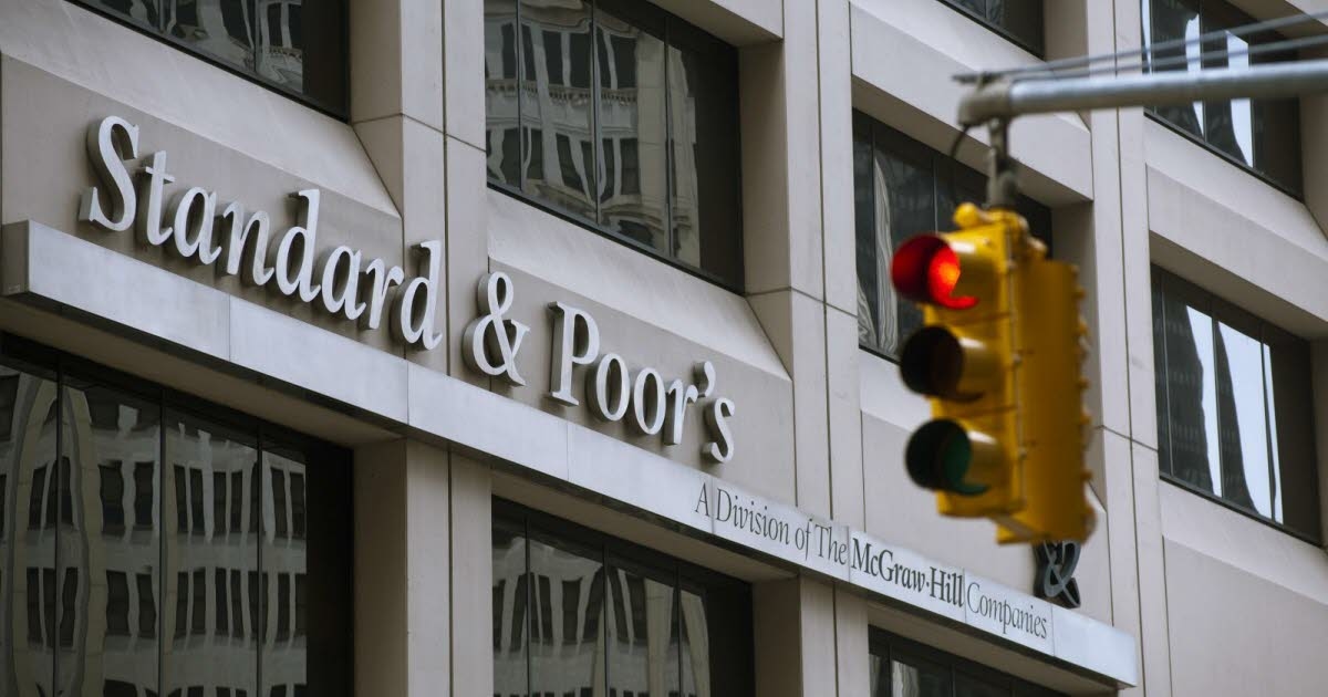 Economia. S&P mantiene il rating e le prospettive negative della Francia