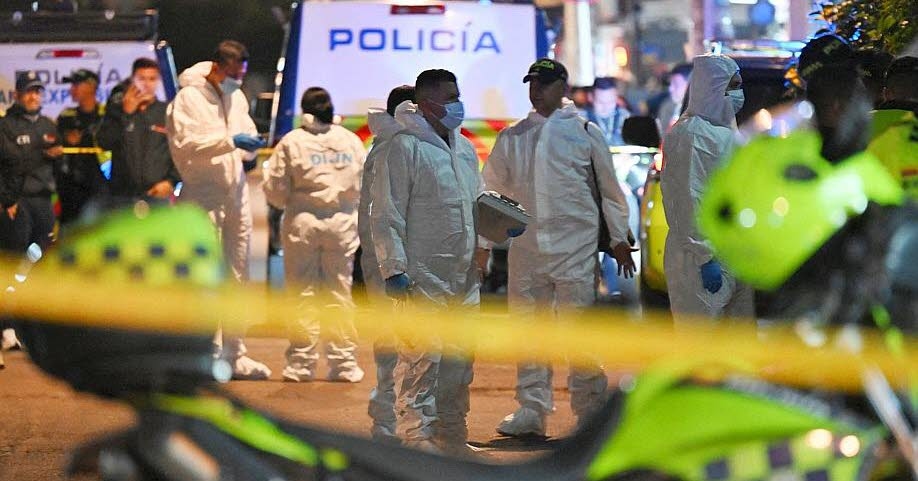 Colombia: Candidato presidencial gravemente herido por disparos durante mitin de campaña