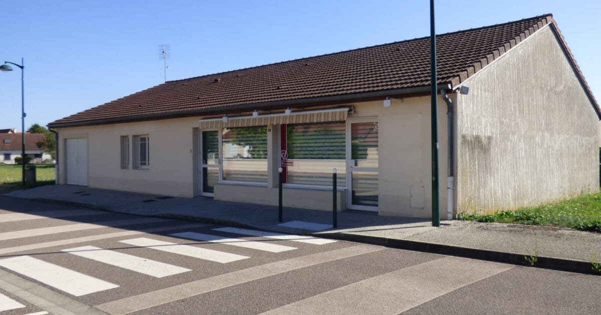 Molinet (03). Kopers voor de multiservicewinkel