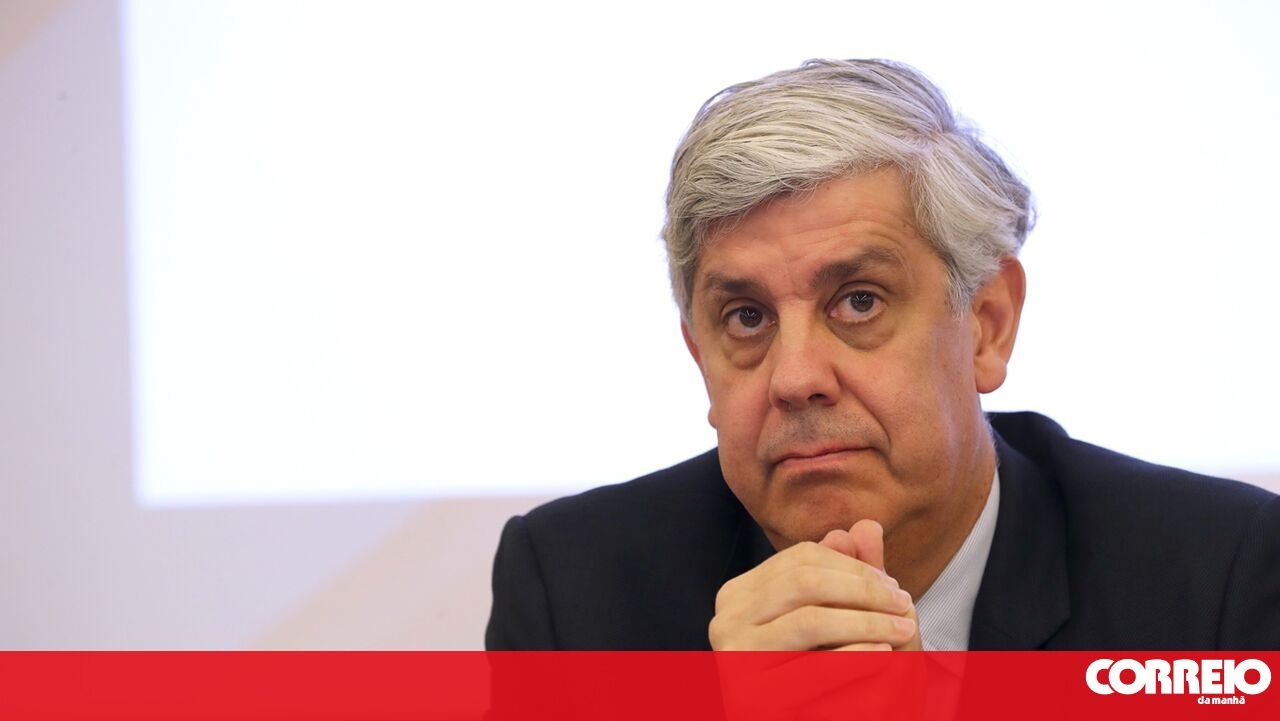 <![CDATA[ Economia trava a fundo e défice chega já este ano ]]>