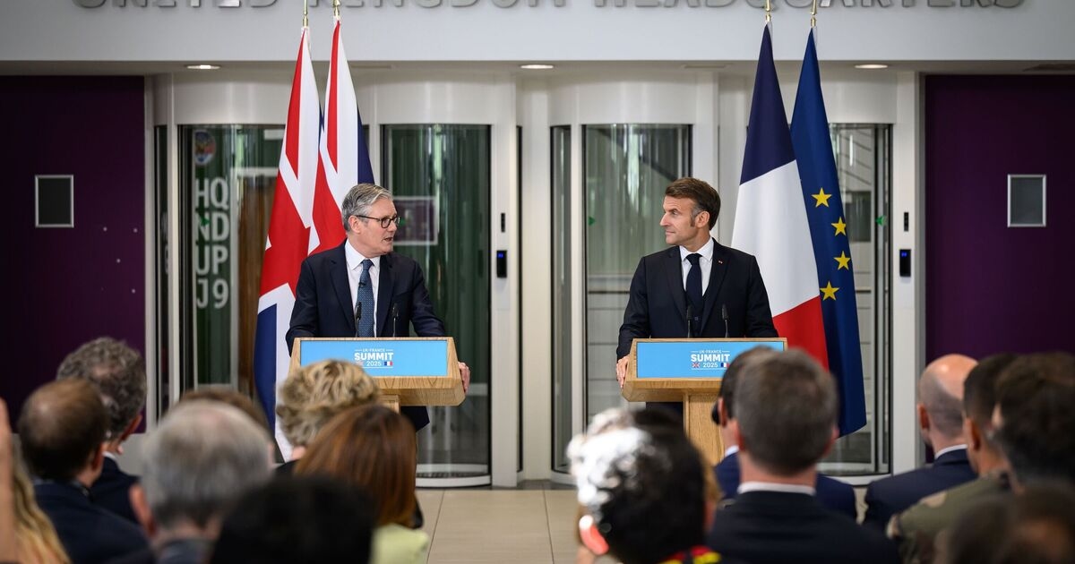 Ahora Macron consigue que Starmer dé un giro de 180 grados en la defensa de Ucrania: se acordó protección aérea, NO tropas