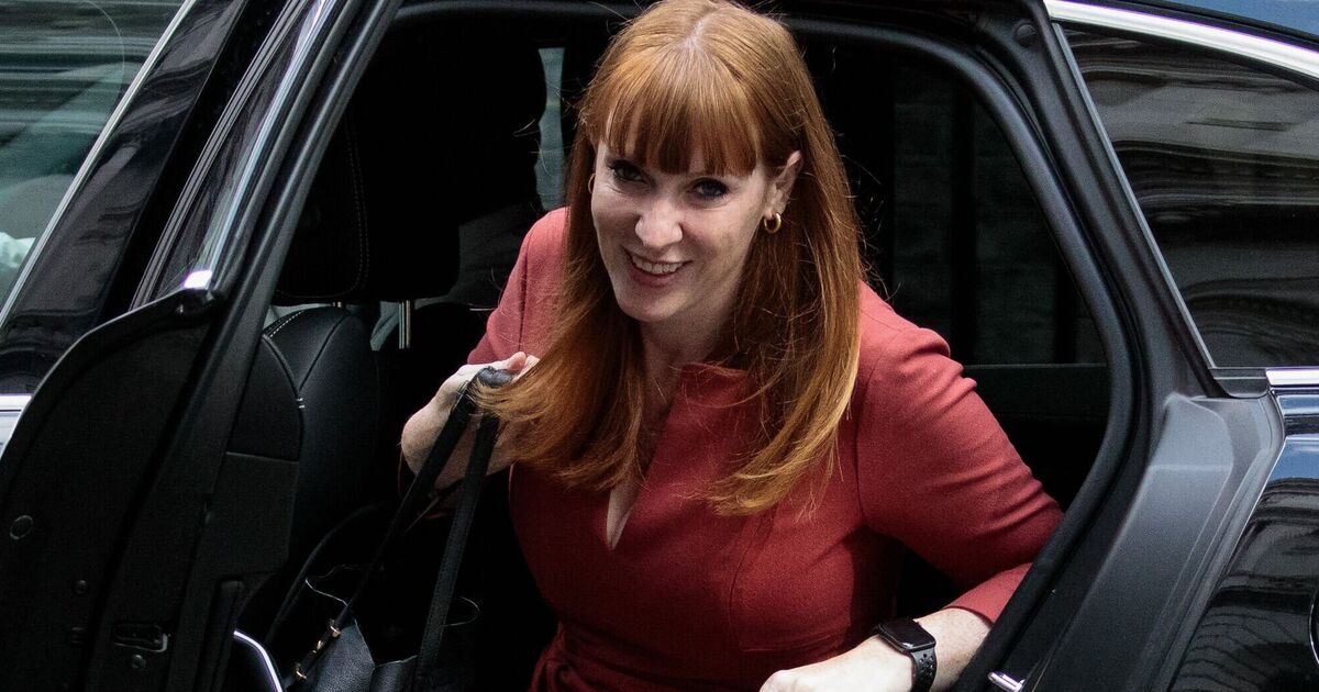 Angela Rayner evadió £40.000 en impuestos de timbre por un piso junto al mar tras declararlo su residencia principal.