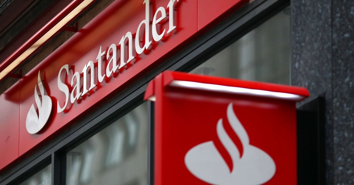 Santander, Halifax, Lloyds и TSB закроют 284 банка по всей Великобритании в 2025 году — полный список