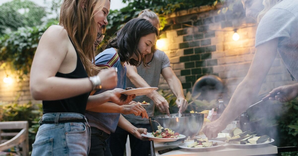 Weight loss doctor 'would never eat' one 'healthy' BBQ food - it's 'calorie bomb'