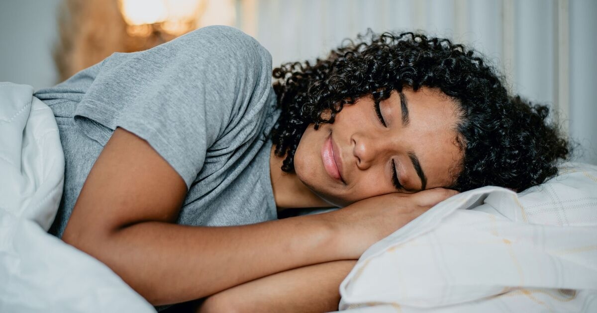 Death risk alert if you sleep too long as study shows two-hour golden window