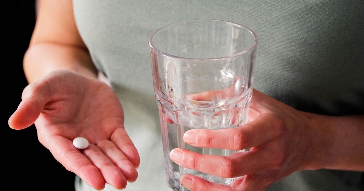 World's most popular painkiller may increase risk of 2 serious conditions
