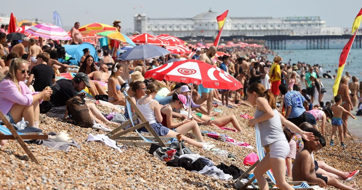UK weather maps show nine cities set for searing 30C heatwave on Monday - full list
