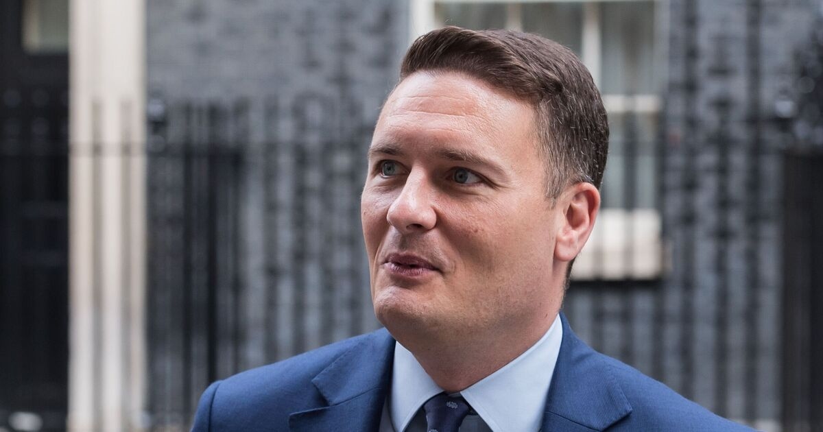 Wes Streeting ‘so out of his depth he needs armbands’ as he says ‘I can’t’