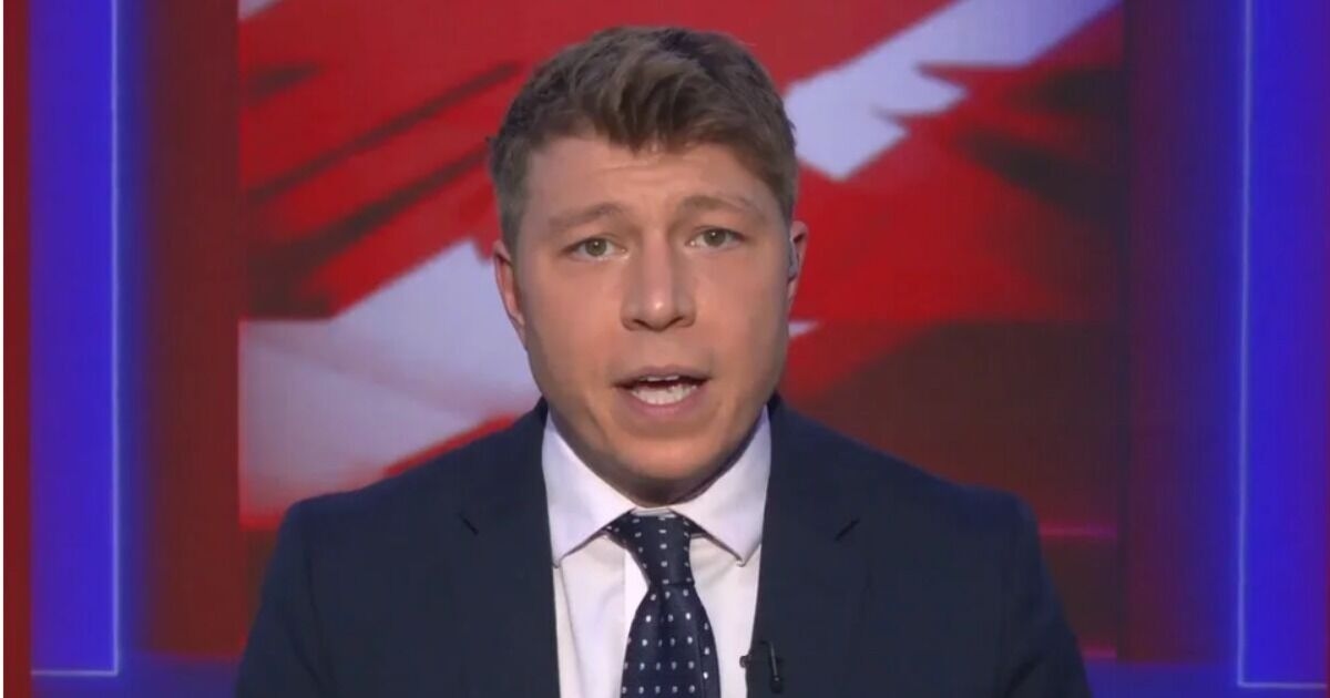 GB News halts for 'breaking' migrant news in devastating blow to Starmer: 'We warned you!'