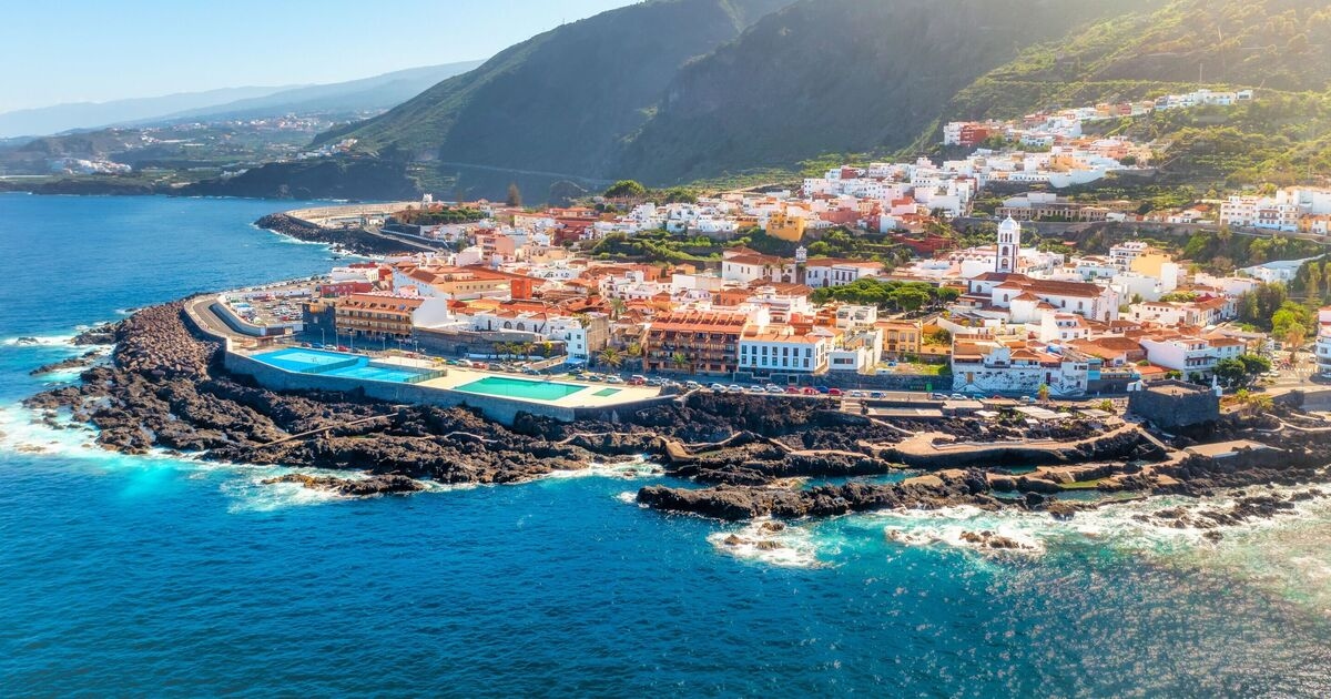 Karanlık bir geçmişe ve inanılmaz volkanik havuzlara sahip, Tenerife'deki bozulmamış sahil kasabası