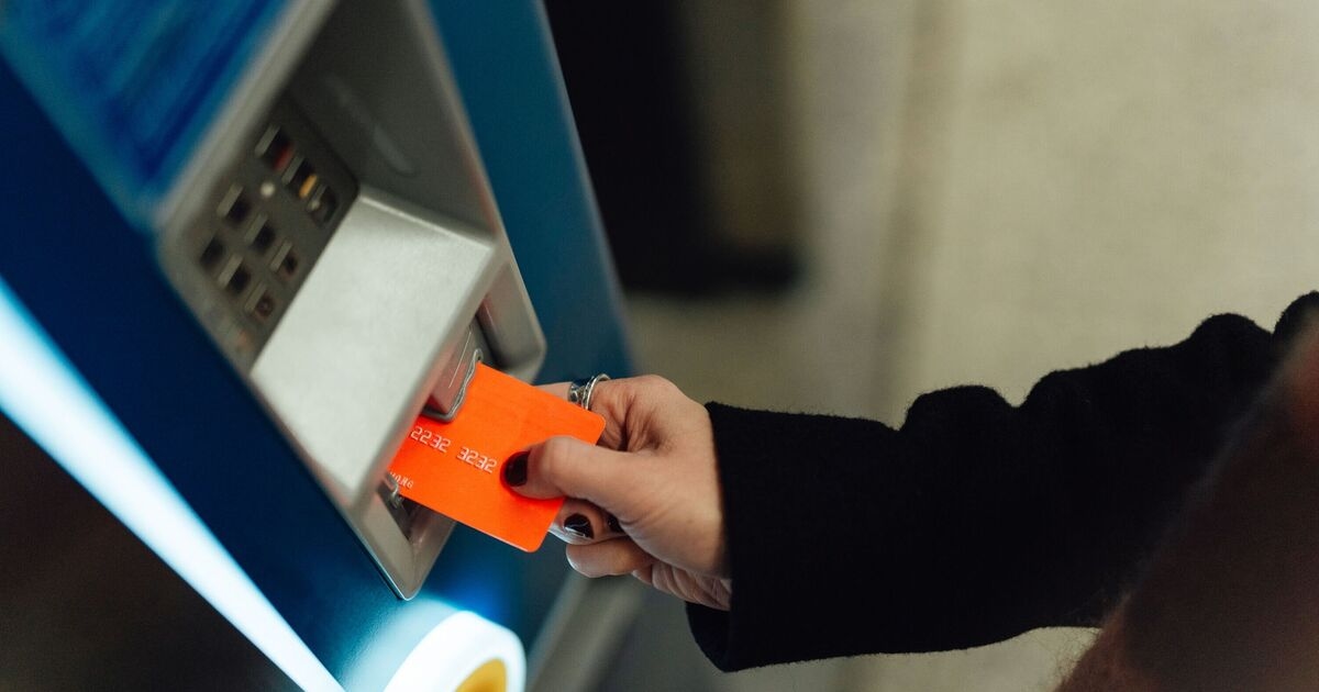 Los clientes de Lloyds, Nationwide y Santander podrían quedar sin nada si reciben pagos directos