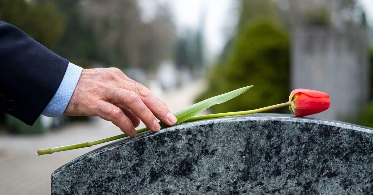 I risparmiatori sono invitati a prendere in considerazione la cremazione prepagata poiché i britannici "non possono permettersi di morire"