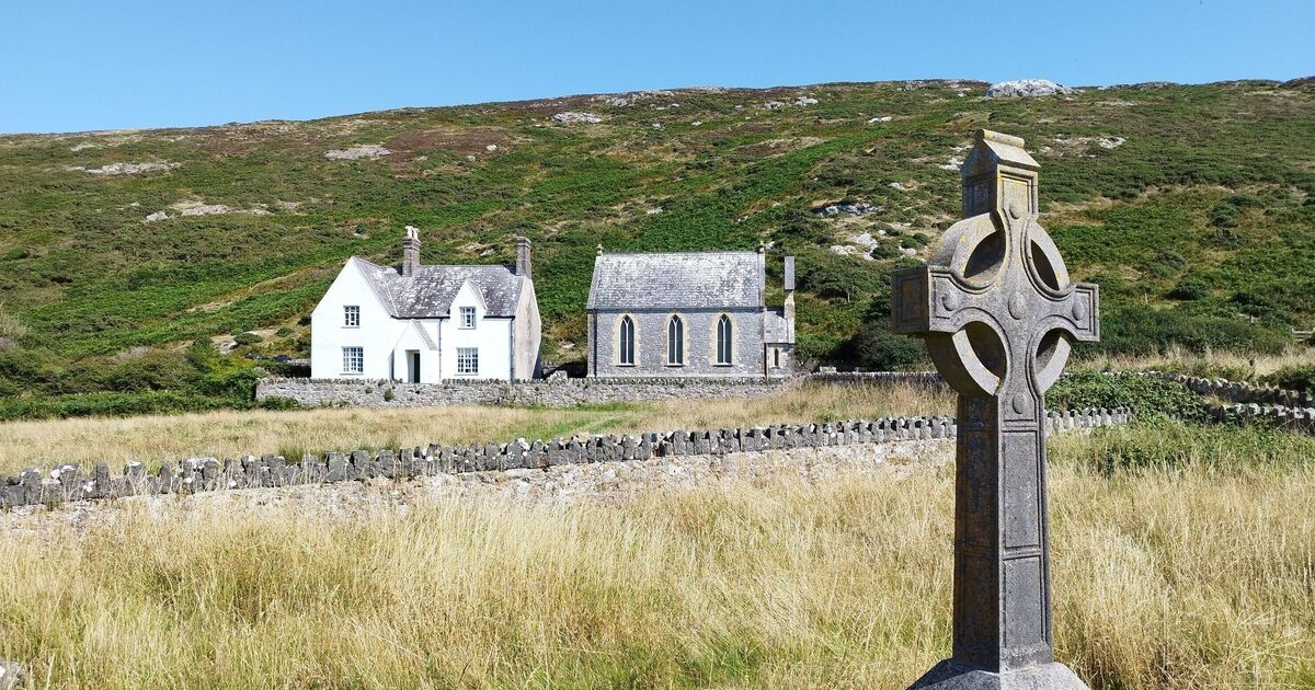 The UK's least populated island with just 11 people that used to have a king