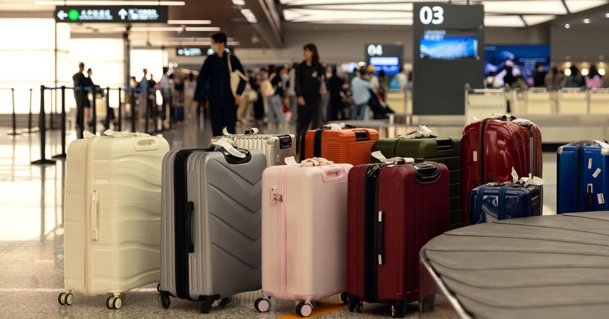 Plane passengers told to avoid ‘unethical’ way to deal with heavy luggage at airport