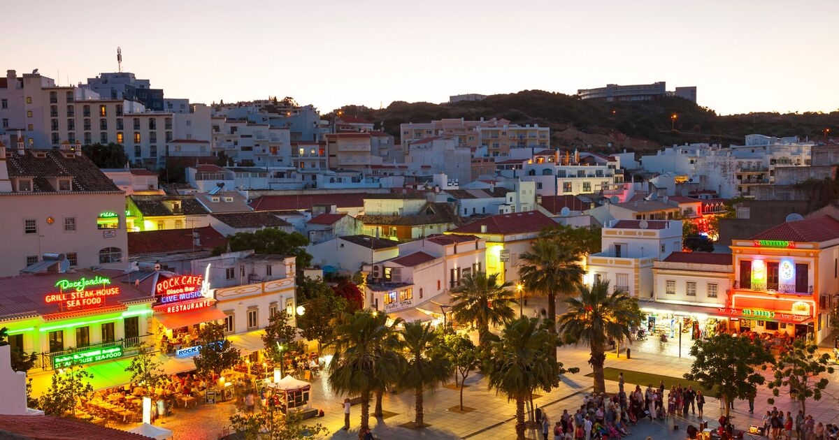 Tourists in Portugal face fines for breaking new code of conduct rules