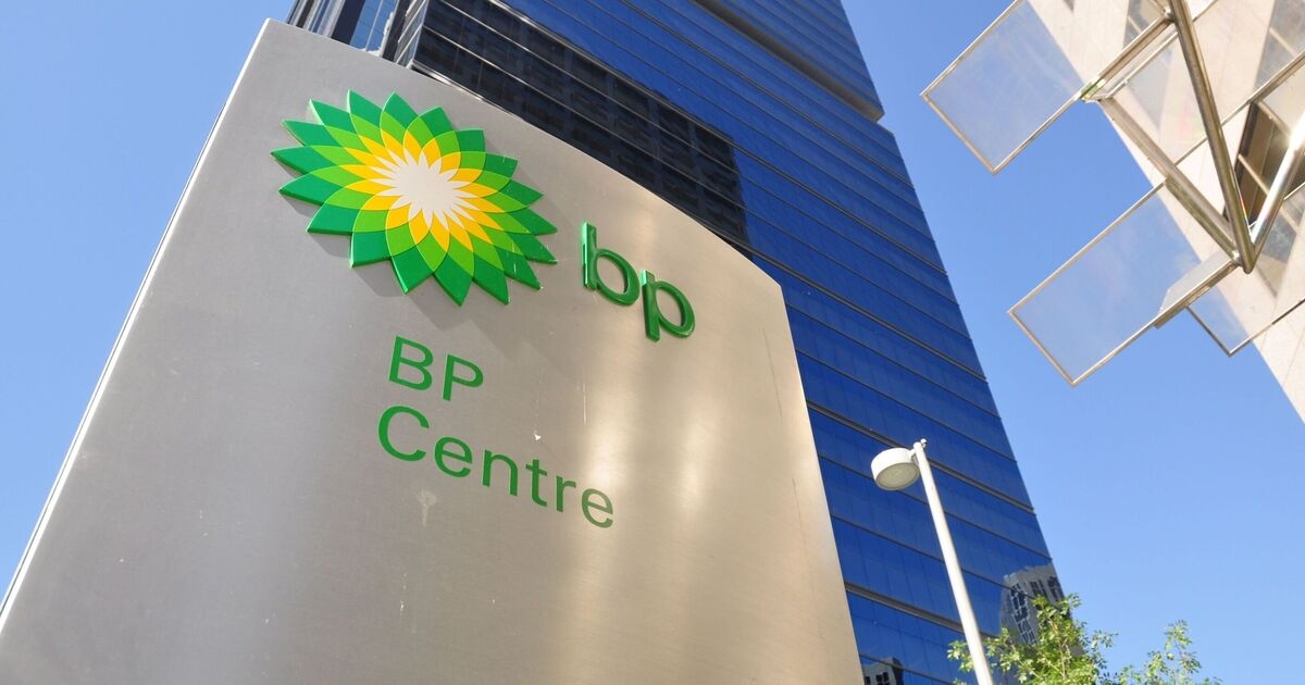 BP réduit ses dépenses de près de 4 milliards de livres sterling pour se concentrer à nouveau sur le pétrole et le gaz