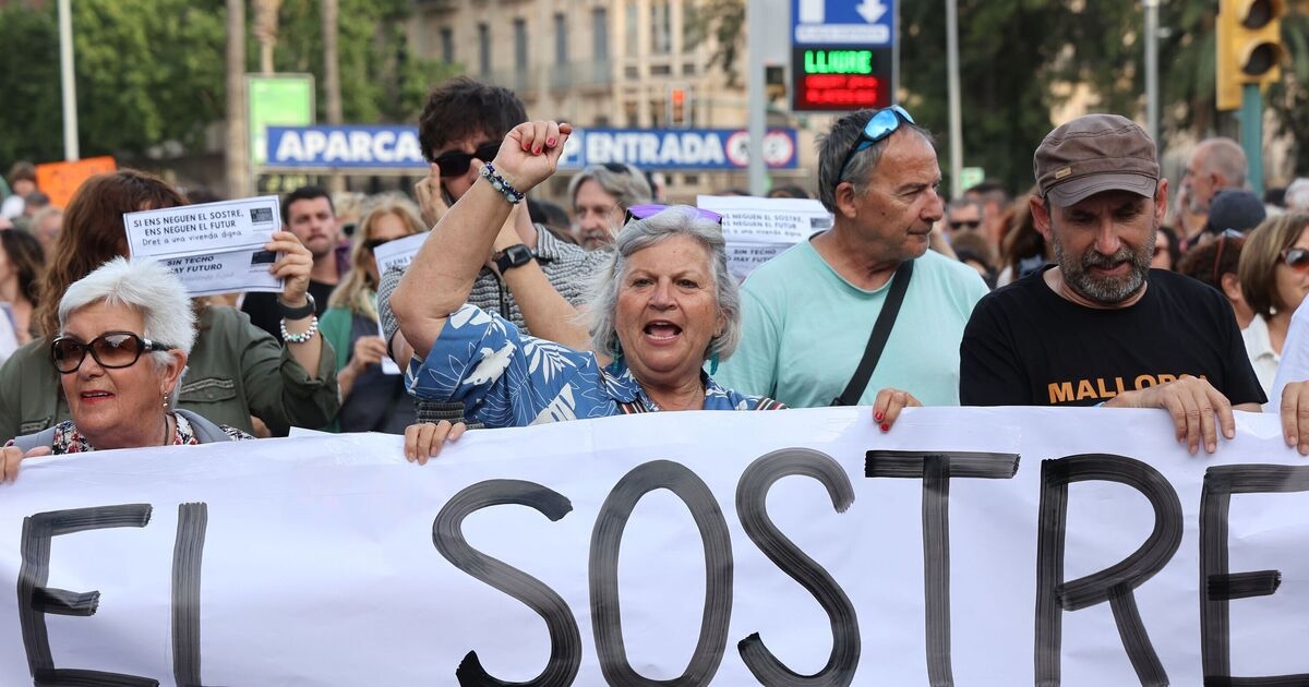 Mallorca stuurt vierwoordenbericht naar toeristen die zich zorgen maken over protesten in Spanje