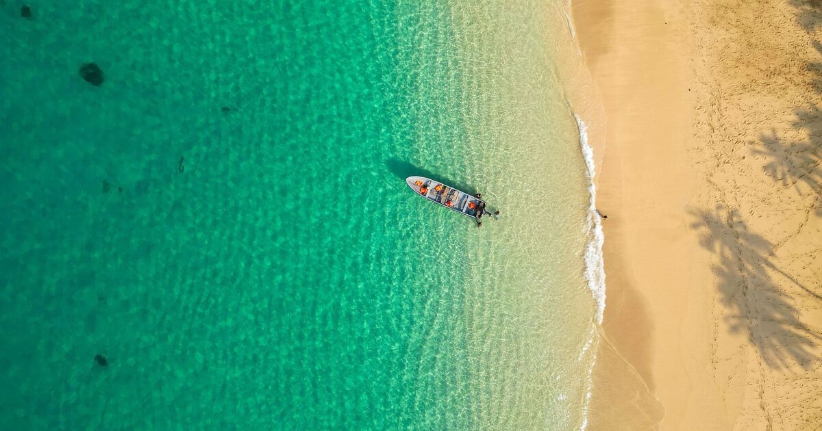 A bela ilha na África que é o "paraíso na Terra", mas ninguém viaja para lá