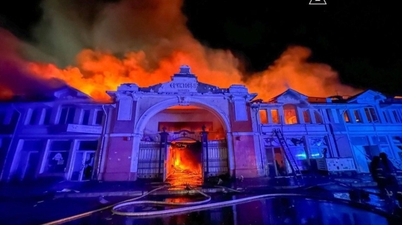 Bombs hit Odessa overnight: the city's historic market was hit.