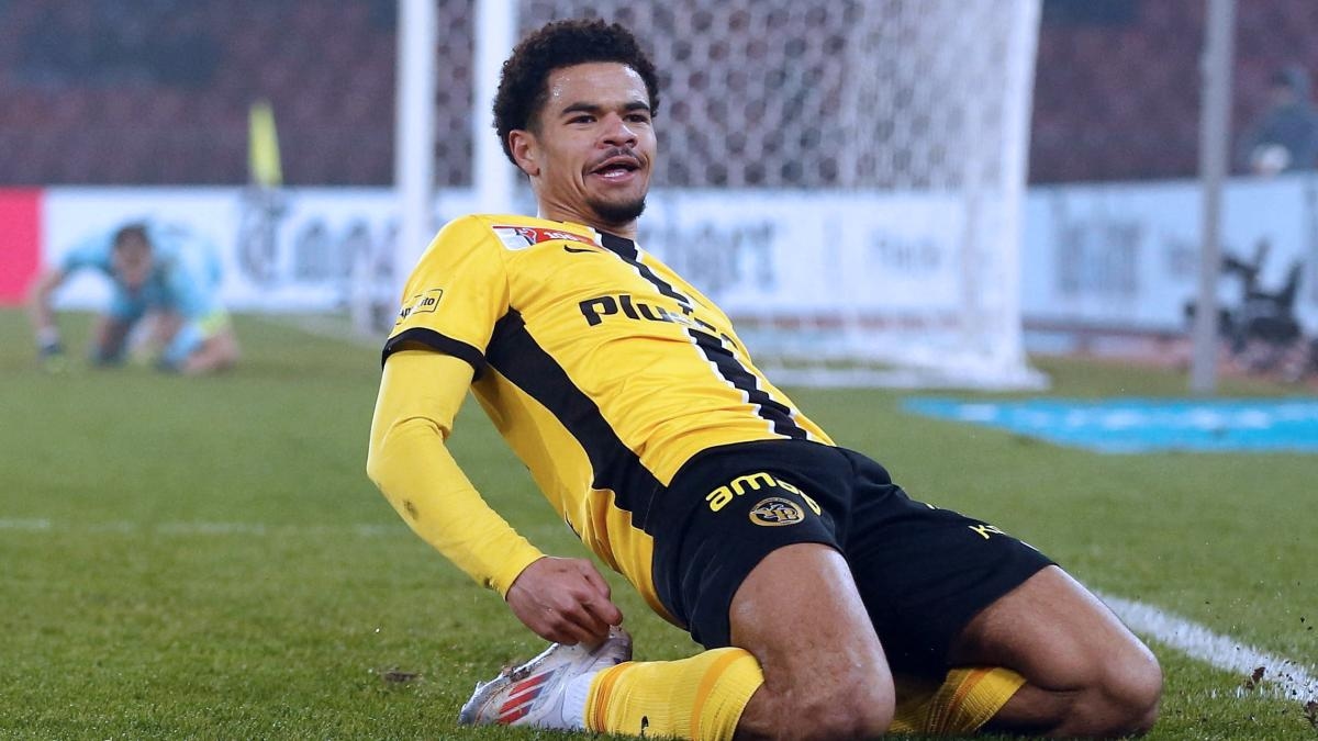 Athekame vertraagt, maar Milan zet door. Newcastle op Thiaw