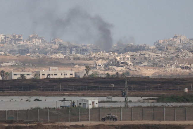 « Cité humanitaire » ou « camp de concentration » ? La controverse s'intensifie autour des projets israéliens.
