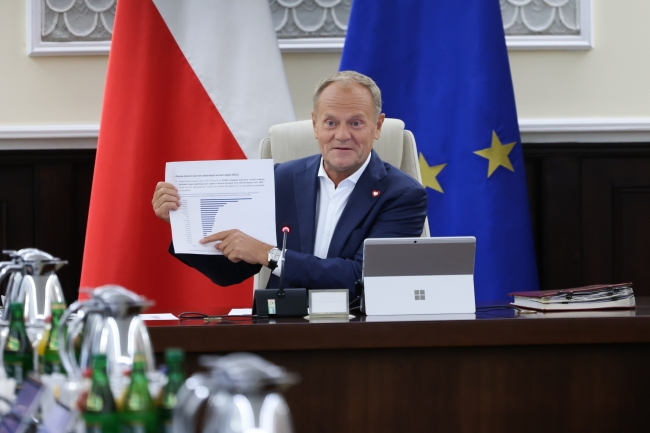 Expert warns: Poland is at risk of economic decline if the government does not reduce its debt