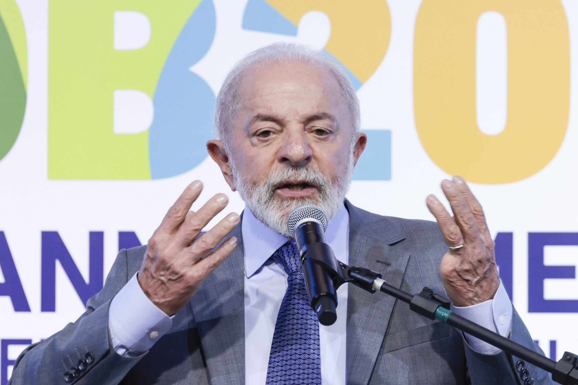 Lula da Silva drängt auf die Schaffung eines neuen Finanzmodells für Entwicklung und die Klimakrise.