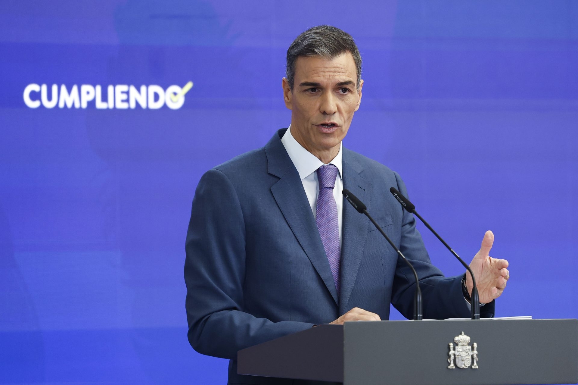 Sánchez asegura que España ha reducido en un 17 % las emisiones de CO2 asociadas a la electricidad