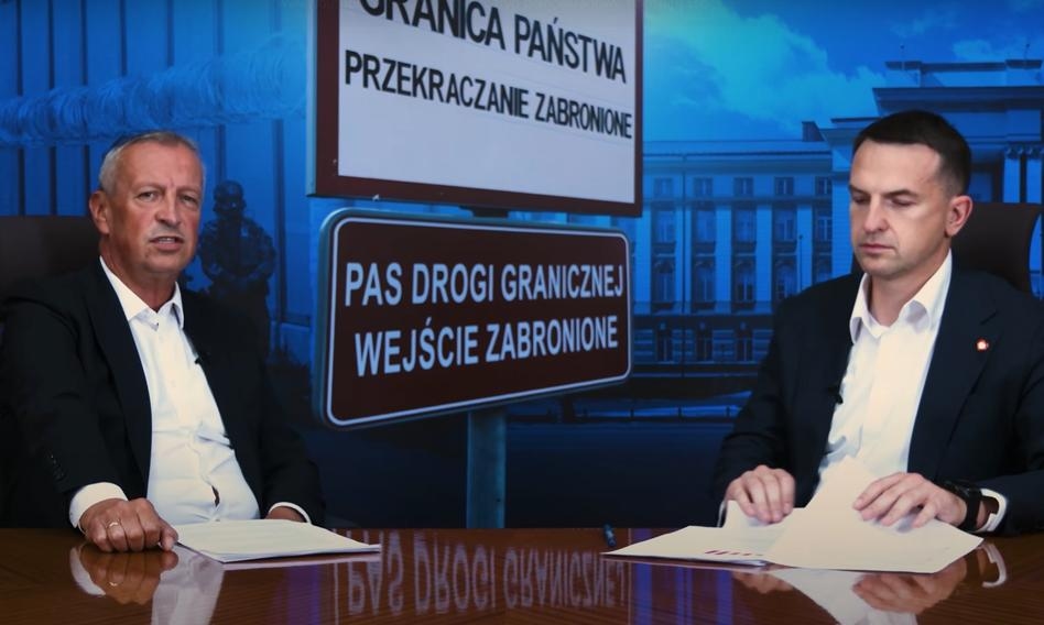 Le gouvernement lance son propre podcast. Szłapka : Nous allons couvrir et discuter de l'actualité.