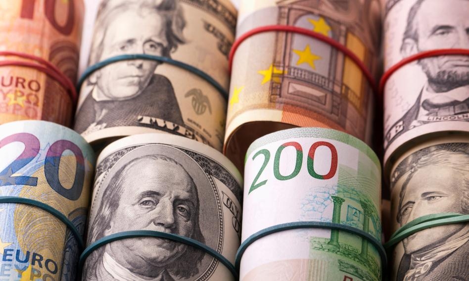 The Swiss franc and dollar remain under pressure. The euro exchange rate remains largely unchanged.