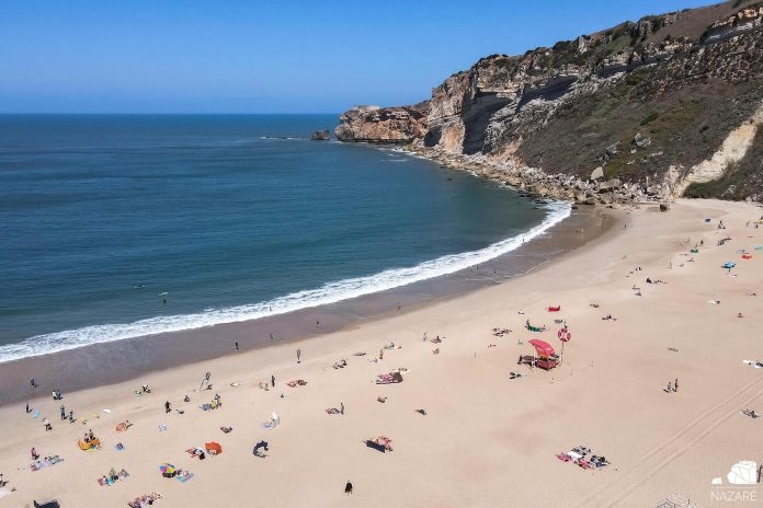 Contaminação na praia da Nazaré já levou 70 pessoas a receber assistência médica