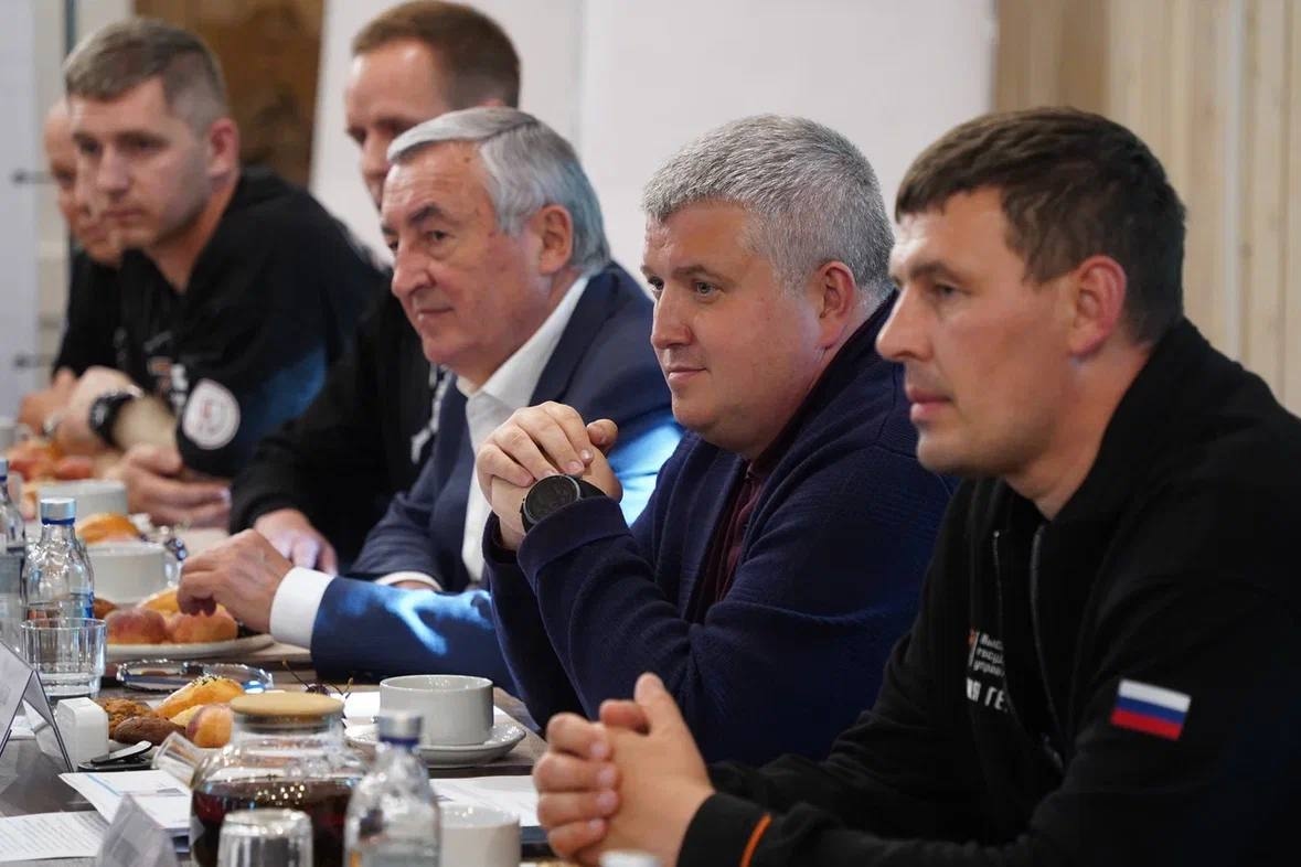 Preparation of participants of the project "SVOi Heroi 53" for management activities has begun