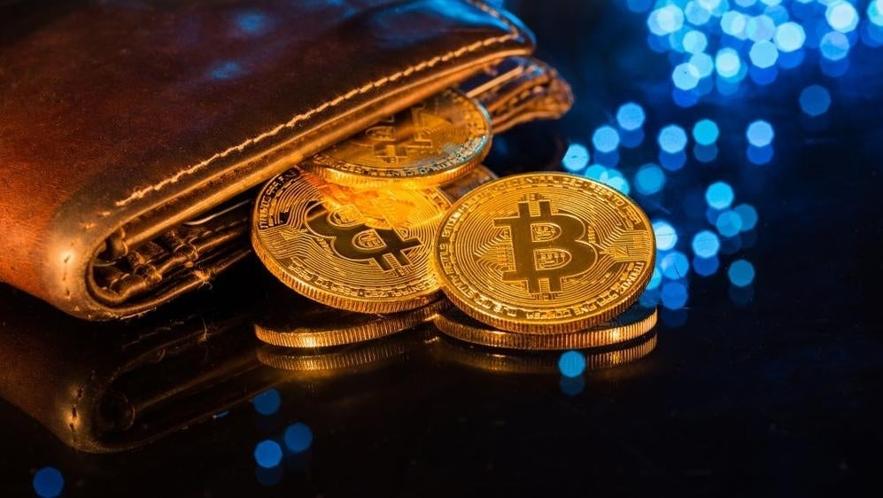 Bu Milyarder Bir Yazılım Şirketini 42 Milyar Dolarlık Bir Bitcoin Balinasına Dönüştürdü