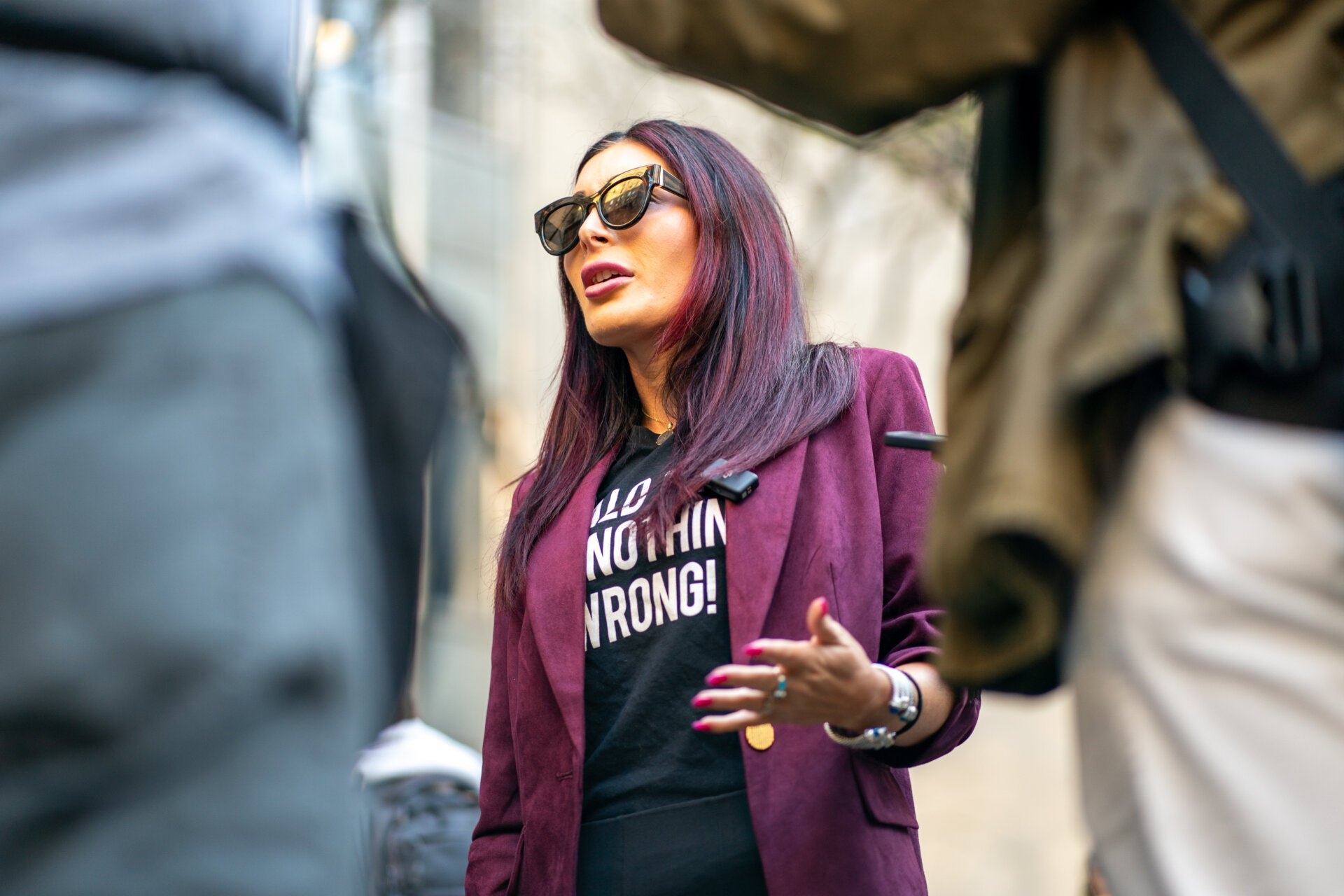 Laura Loomer ejerce su influencia para derrocar al candidato de Trump a director de Salud Pública.