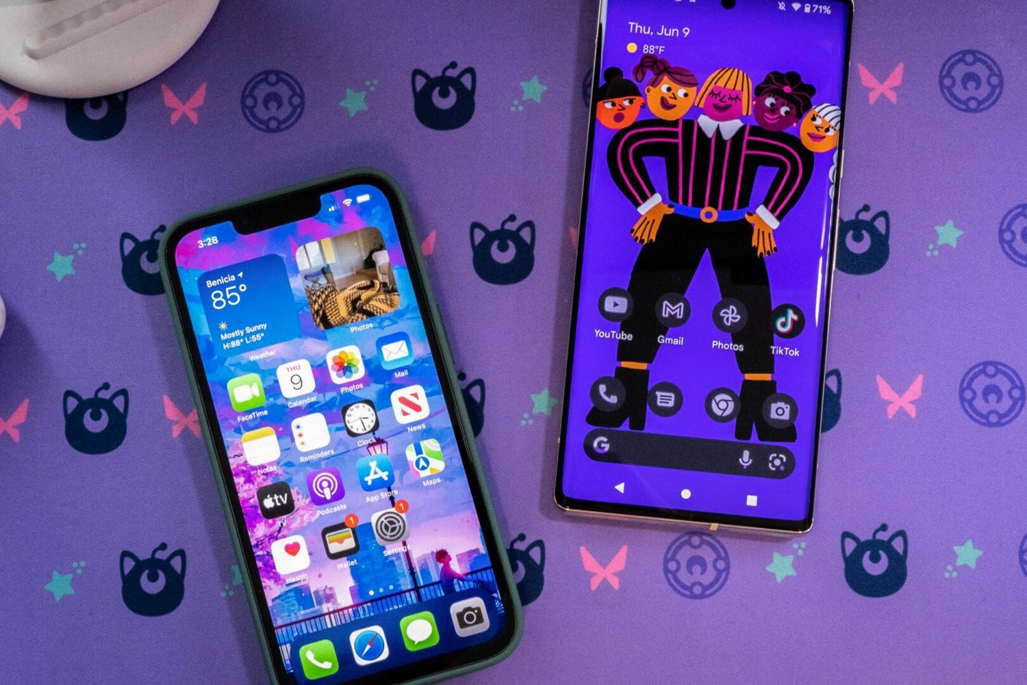 Android se está volviendo extraño otra vez mientras iOS se vuelve más aburrido