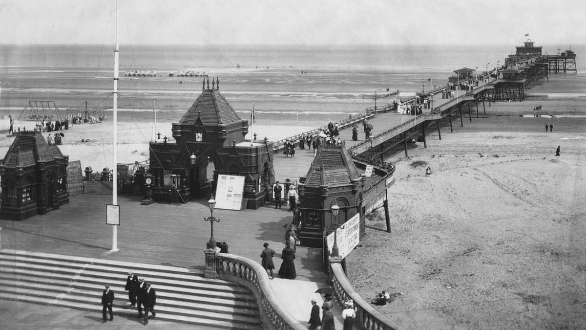 Inside Skegness before it became one of the 'worst' UK seaside towns: Spellbinding historic photos capture the resort's yesteryear glory days