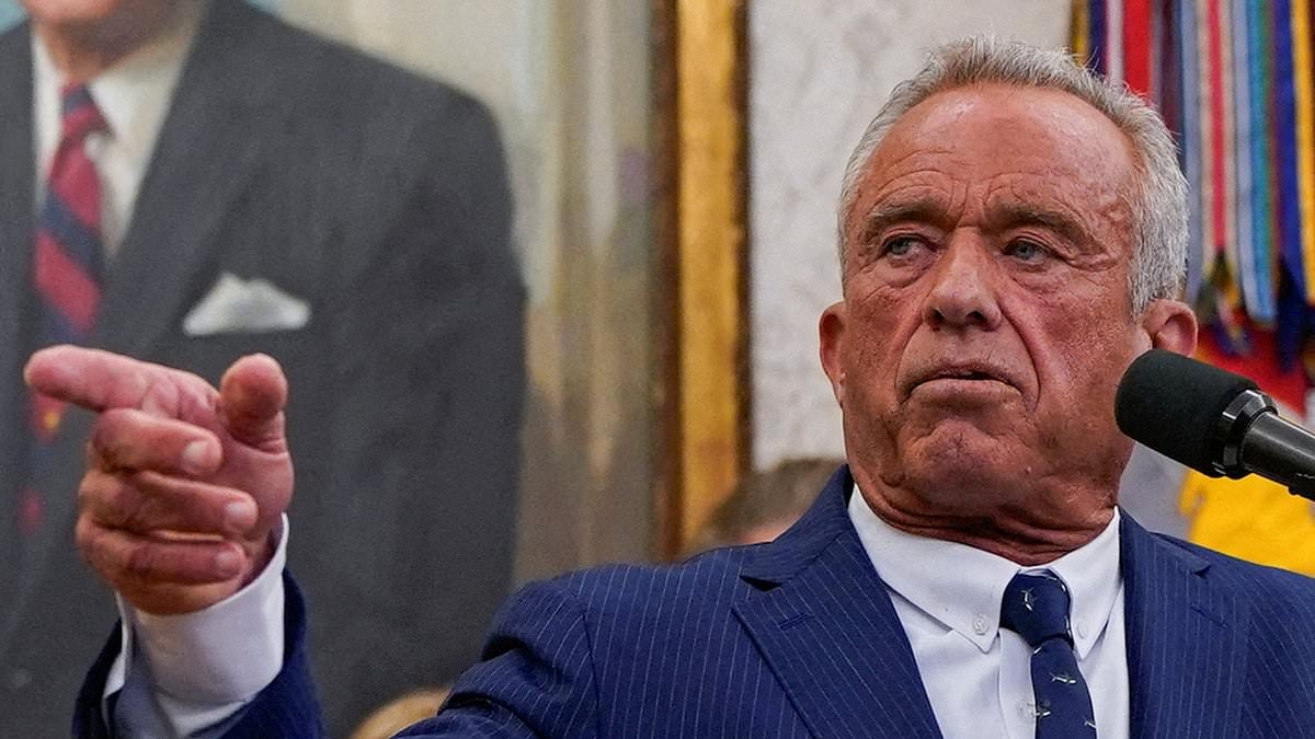 Vacina contra a Covid será DESCARTADA por milhões em grande reforma da saúde promovida por Trump