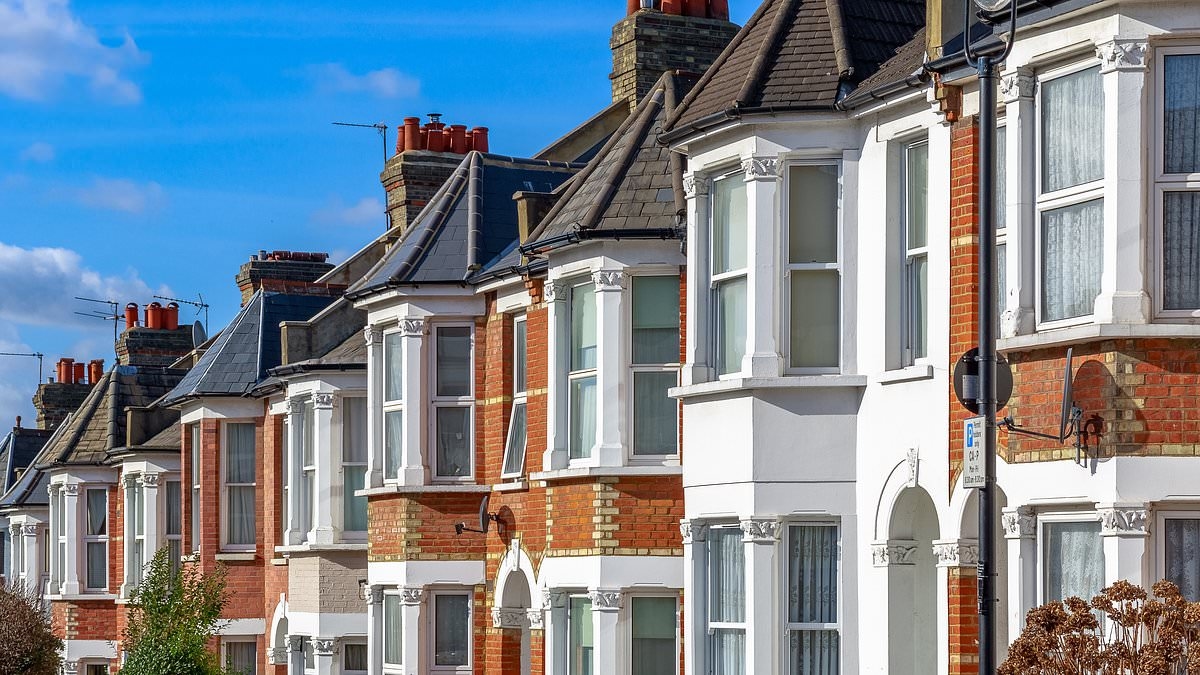 House prices reach peak - but stamp duty weighs down growth