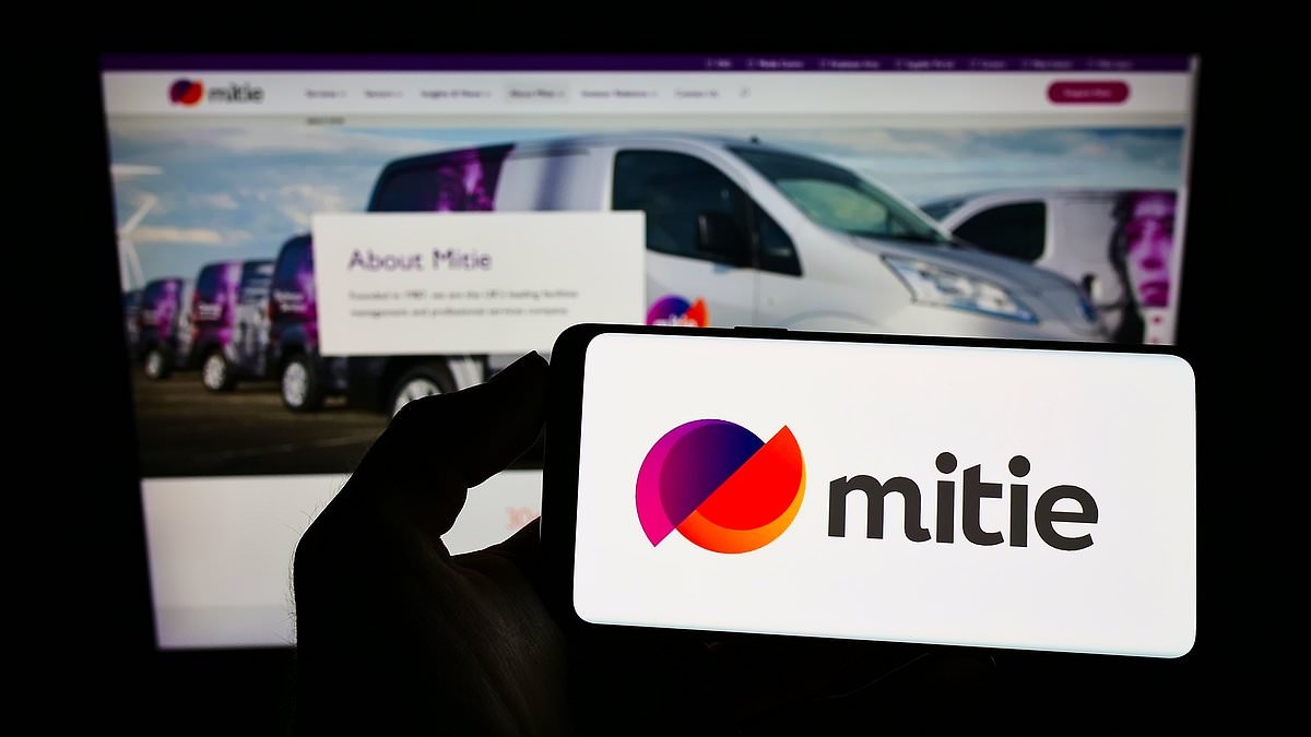 El jefe de Mitie acepta un recorte salarial de £10 millones, pero aún gana £6,5 millones