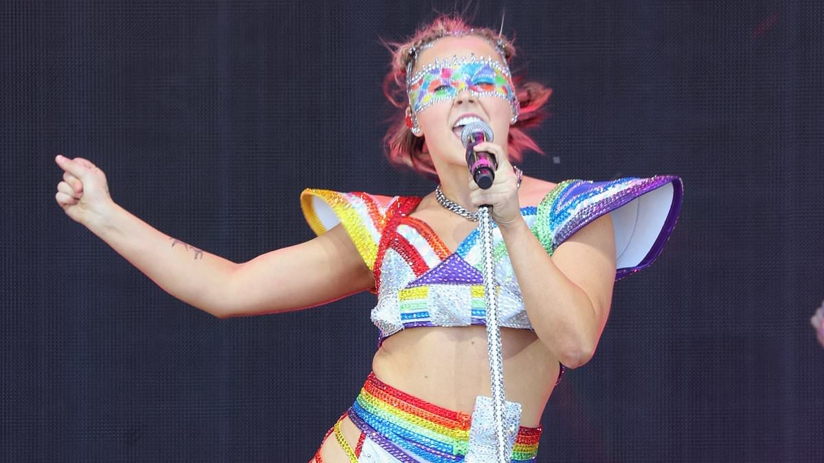 A batalha de JoJo Siwa contra uma deficiência oculta que afeta milhares de pessoas - pode afetar sua dança, mostra pesquisa