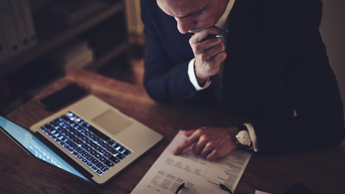 How big should your emergency fund be for a market crash?