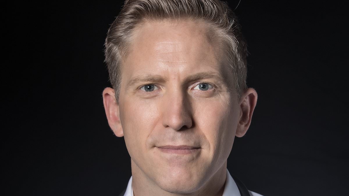 Alkol hakkındaki gerçekler ve tek bir içkinin vücudunuza GERÇEKTEN ne yaptığı: DR. BRAD McKAY