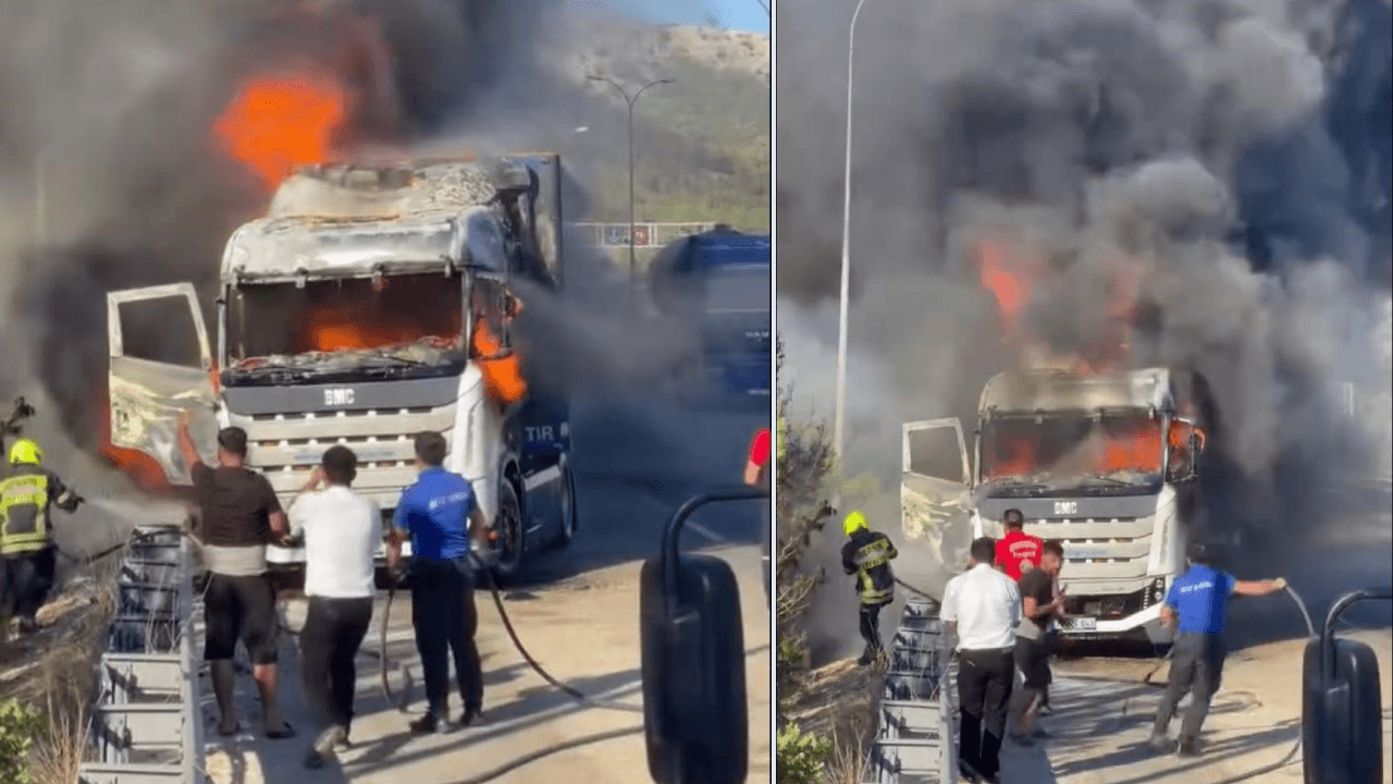 A moving truck burst into flames in Mersin