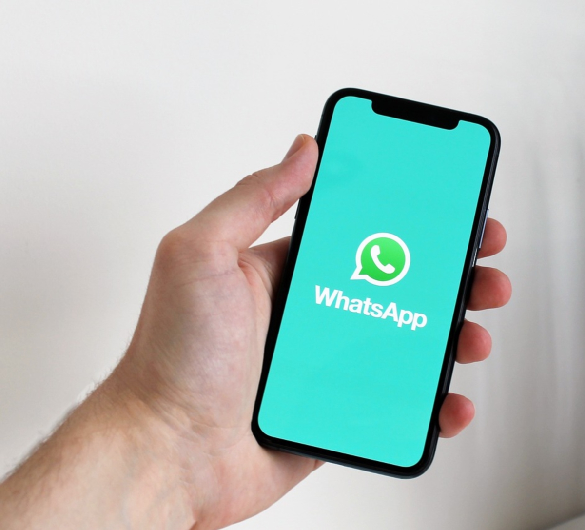 WhatsApp bringt Innovationen auf den Markt, um von seiner Nutzung zu profitieren