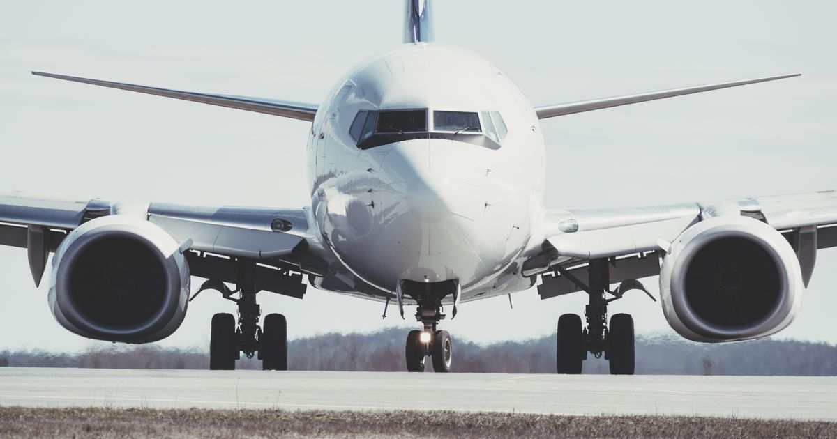 Travel expert shares legal right to sit with family on plane and if you need to book seats