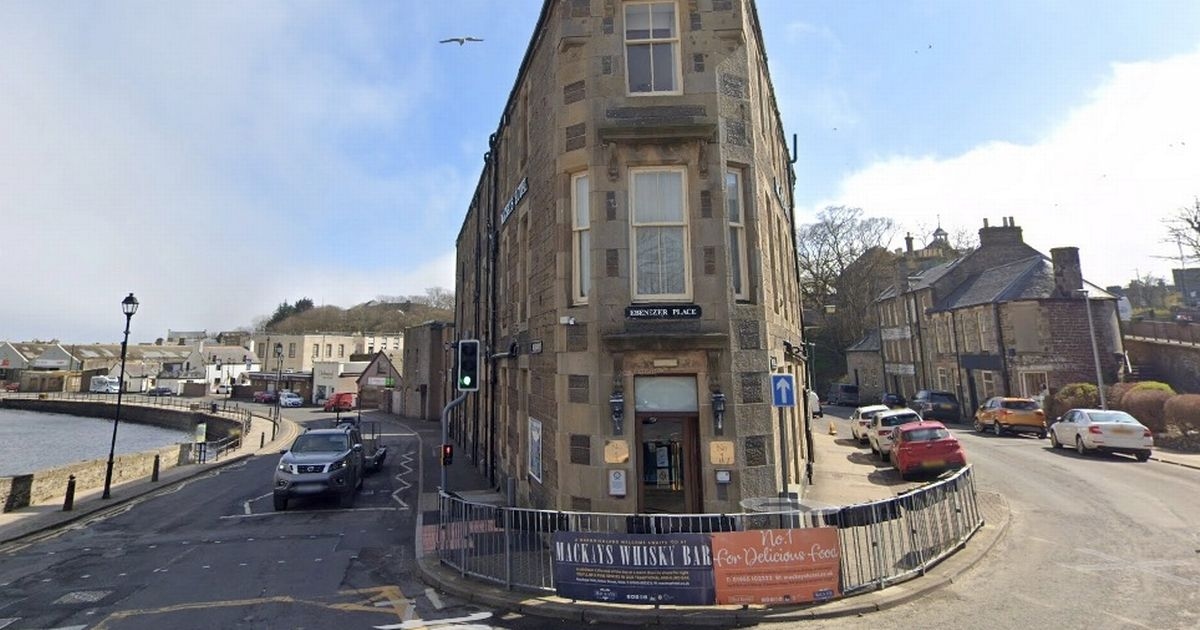 UK seaside town with world's shortest street that only has room for one address