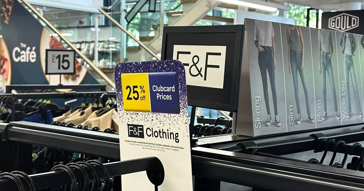 Quando iniziano i saldi estivi del 25% di Tesco F&F e cosa acquistare secondo un esperto di moda