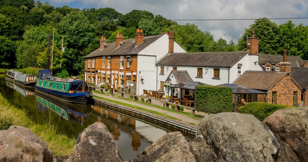Best waterside pubs along Britain’s rivers perfect for sunny weekends