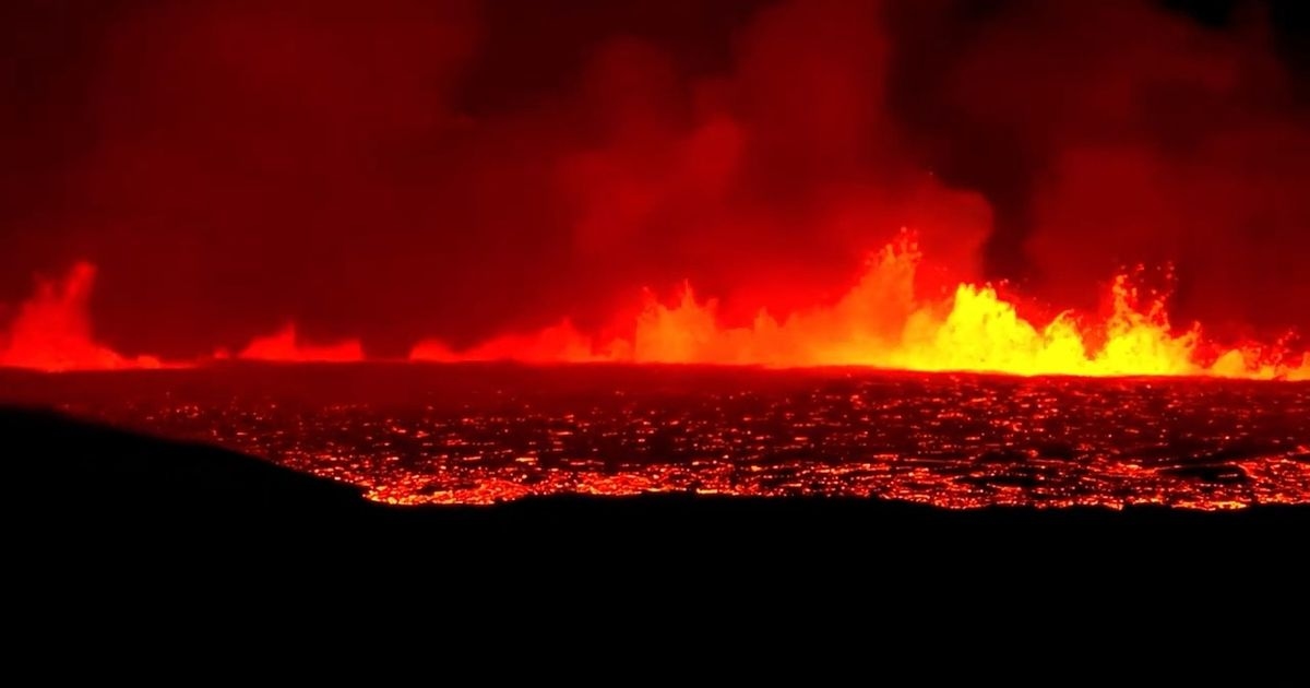 Iceland volcano LIVE: Families and tourists evacuated amid fears Sundhnúkur set to erupt